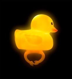 Merkloos Piepende Eend Met Led Licht Voor Op De Fiets 14 Merkloos Piepende Eend Met Led Licht Voor Op De Fiets -Extreem Snel Rijden 1101x1200 1