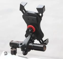Telefoonhouder Fiets - Smartphone Telefoon Houder - Ook Voor Scooter/motor - Automatische Klikbevestiging - Universeel - 360 Graden Verstelbaar - Handsfree 16 Telefoonhouder Fiets - Smartphone Telefoon Houder - Ook Voor Scooter/motor - Automatische Klikbevestiging - Universeel - 360 Graden Verstelbaar - Handsfree -Extreem Snel Rijden 1200x1143 13