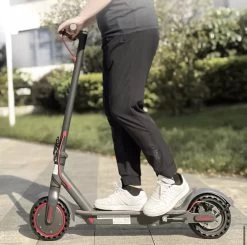 Comfort Inz - Long Range E Scooter - Elektrische Opvouwbare Step - 10.5Ah 350W - IOS Android Max. 31km/h -Extreem Snel Rijden 1200x1190 1
