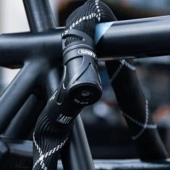 ABUS Iven 8210 Kettingslot - ART2 - 85 Cm - Winnaar ANWB Slotentest 2022 -Extreem Snel Rijden 1200x1200 1052