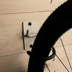 BBB Cycling ParkingHook Fiets Ophangbeugel - Plafond & Muur - Verstelbaar - Fietsdrager - Zwart - BTL-26 -Extreem Snel Rijden 1200x1200 1395