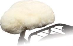 Zadelhoes Schapenvacht Beige - Zadeldek - Beschermhoes Zadel - Schapenhoes Zadel -Extreem Snel Rijden 1200x762 3