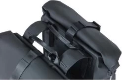 Basil SoHo Dubbele Fietstas Nordlicht - Mosgroen - 41 Liter -Extreem Snel Rijden 1200x792 4