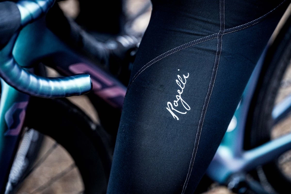 Rogelli Liona Lange Fietsbroek Met Bretels En Zeem - Thermo Wielrenbroek - Dames Fietsbroek - 10 Tot 0 Graden - Zwart 8 Rogelli Liona Lange Fietsbroek Met Bretels En Zeem - Thermo Wielrenbroek - Dames Fietsbroek - 10 Tot 0 Graden - Zwart - Afbeelding 6