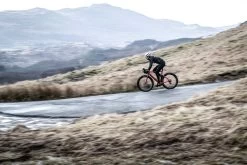 Rogelli Liona Lange Fietsbroek Met Bretels En Zeem - Thermo Wielrenbroek - Dames Fietsbroek - 10 Tot 0 Graden - Zwart 19 Rogelli Liona Lange Fietsbroek Met Bretels En Zeem - Thermo Wielrenbroek - Dames Fietsbroek - 10 Tot 0 Graden - Zwart -Extreem Snel Rijden 1200x800 239