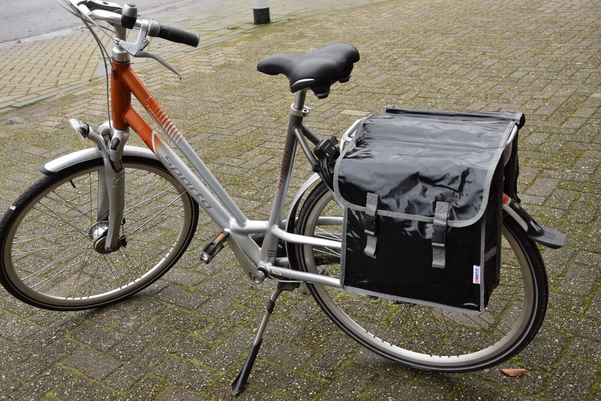 Fietstas - Fietstassen - Fietstas Dubbel Waterdicht Met Reflecterende Strepen Voor Extra Veiligheid- Fietstas 32 Liter 7 Fietstas - Fietstassen - Fietstas Dubbel Waterdicht Met Reflecterende Strepen Voor Extra Veiligheid- Fietstas 32 Liter - Afbeelding 5