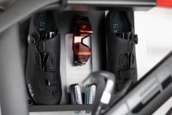 Stasdock® Happy Black - Fiets Ophangsysteem - Muurbeugel Fiets - Fietsbeugel - Fiets Ophangbeugel -Extreem Snel Rijden 1200x800 335