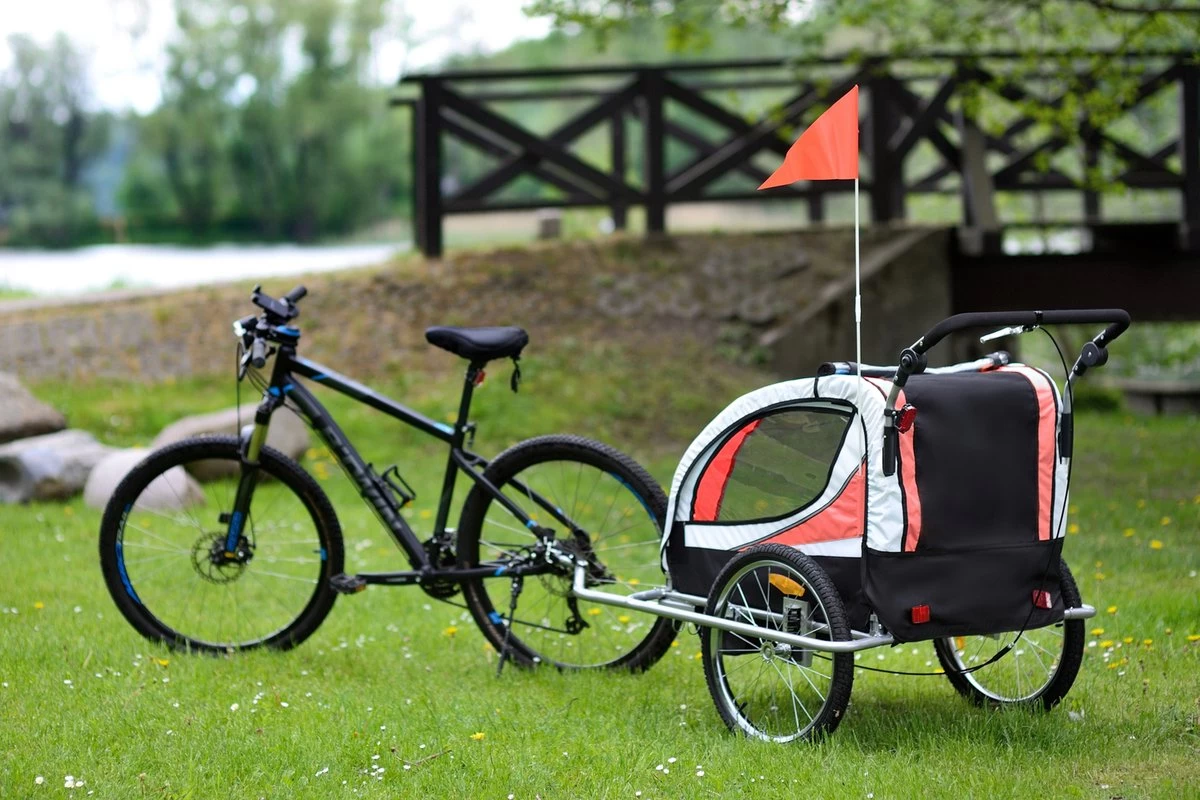 Fietskar Voor Kinderen - Met Buggyfunctie - En Schokbrekers - Rood 17 Fietskar Voor Kinderen - Met Buggyfunctie - En Schokbrekers - Rood - Afbeelding 15