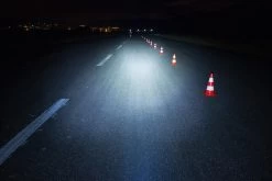 SIGMA SPORT Sigma Buster 300 Led Fiets Koplamp - Li-ion Accu - USB Oplaadfunctie -Extreem Snel Rijden 1200x800 378