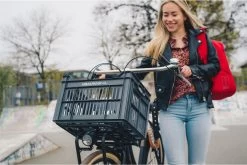 URBAN PROOF Fietskrat - 30 L - Legergroen 15 URBAN PROOF Fietskrat - 30 L - Legergroen -Extreem Snel Rijden 1200x803 16