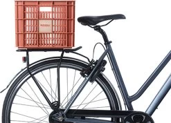 Basil Fietskrat L - Groot - 40 Liter - Rood -Extreem Snel Rijden 1200x866 6