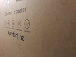 Comfort Inz - Long Range E Scooter - Elektrische Opvouwbare Step - 10.5Ah 350W - IOS Android Max. 31km/h -Extreem Snel Rijden 1200x899 7