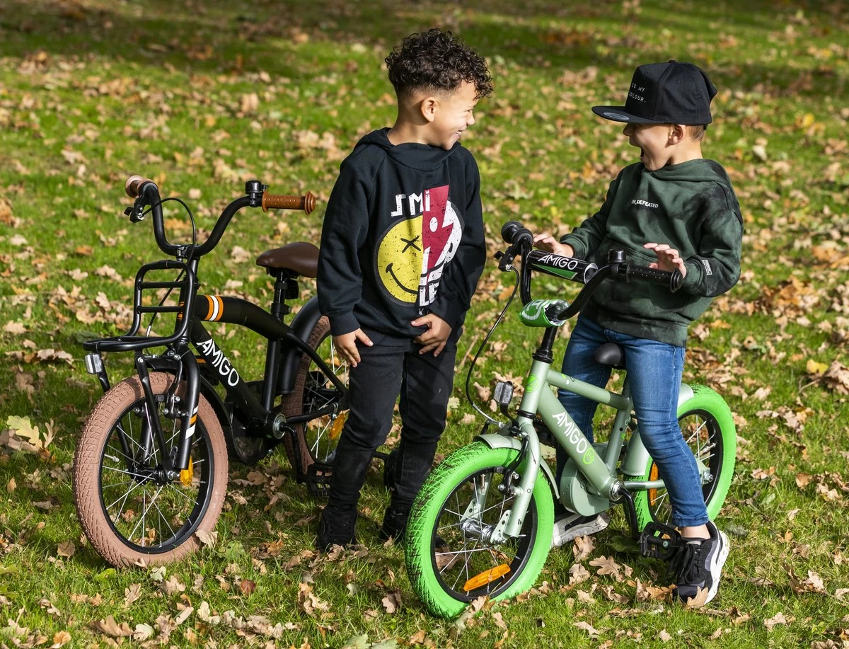 Amigo 2Cool Jongensfiets - Kinderfiets 12 Inch - Matzwart 7 Amigo 2Cool Jongensfiets - Kinderfiets 12 Inch - Matzwart - Afbeelding 5
