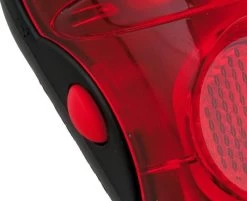 AXA Retro Battery - Fiets Achterlicht - LED Fietsverlichting Op Batterij - Spatbord Montage – Rood -Extreem Snel Rijden 1200x975 4