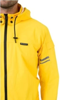 AGU Original Regenpak Essential - Geel/Zwart - XL - Dames & Heren - Waterdicht & Ademend 41 AGU Original Regenpak Essential - Geel/Zwart - XL - Dames & Heren - Waterdicht & Ademend -Extreem Snel Rijden 722x1200 2