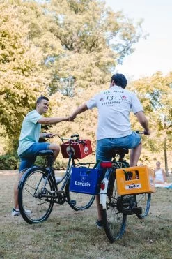 Merkloos Krathaak - Voor Het Veilig Vervoeren Van Een Krat Op Je Fiets -Extreem Snel Rijden 799x1200 7
