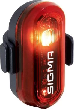 SIGMA SPORT Sigma CURVE Led Achterlicht - Inclusief Batterijen -Extreem Snel Rijden 820x1200 2