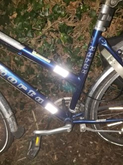 Reflecterende Stickers Set 10 St (6 Cm Lang / 3 Cm Breed) - Klasse 1 - Fiets, Aanhangwagen, Paaltjes,... -Extreem Snel Rijden 899x1200 26