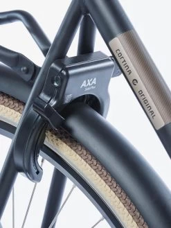 Cortina U4 - Stadsfiets - D50 - Jet Black Matt - R3 -Extreem Snel Rijden 900x1200 2