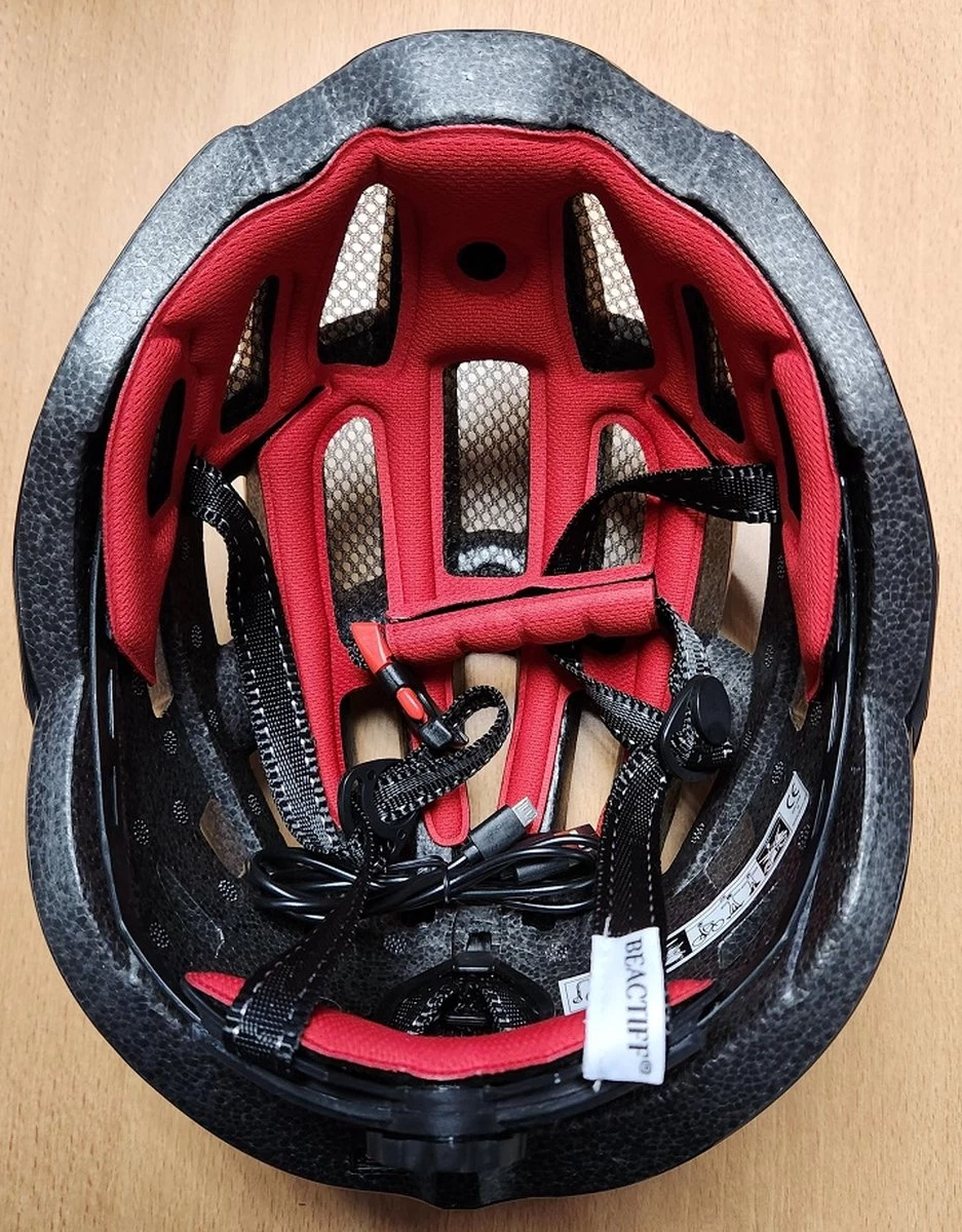 MTB Helm Met Verlichting | E-bike | Racefiets | Pro Fietshelm Met Verlichting | Licht Van Gewicht | Ingebouwde Led Lamp Als Voorlicht + Zijlicht En Achterlicht > Sport Lights, Kleur Helm Zwart 12 MTB Helm Met Verlichting | E-bike | Racefiets | Pro Fietshelm Met Verlichting | Licht Van Gewicht | Ingebouwde Led Lamp Als Voorlicht + Zijlicht En Achterlicht > Sport Lights, Kleur Helm Zwart - Afbeelding 10